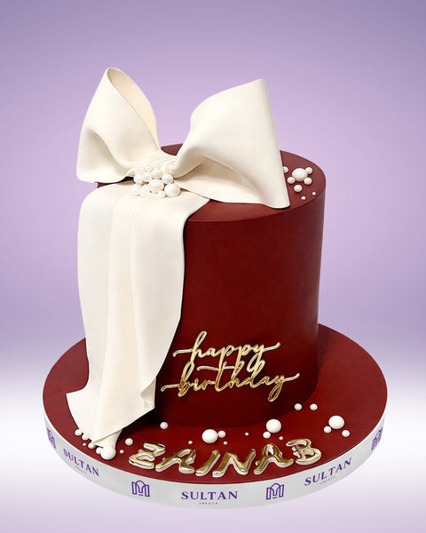 CUSTOM CAKE